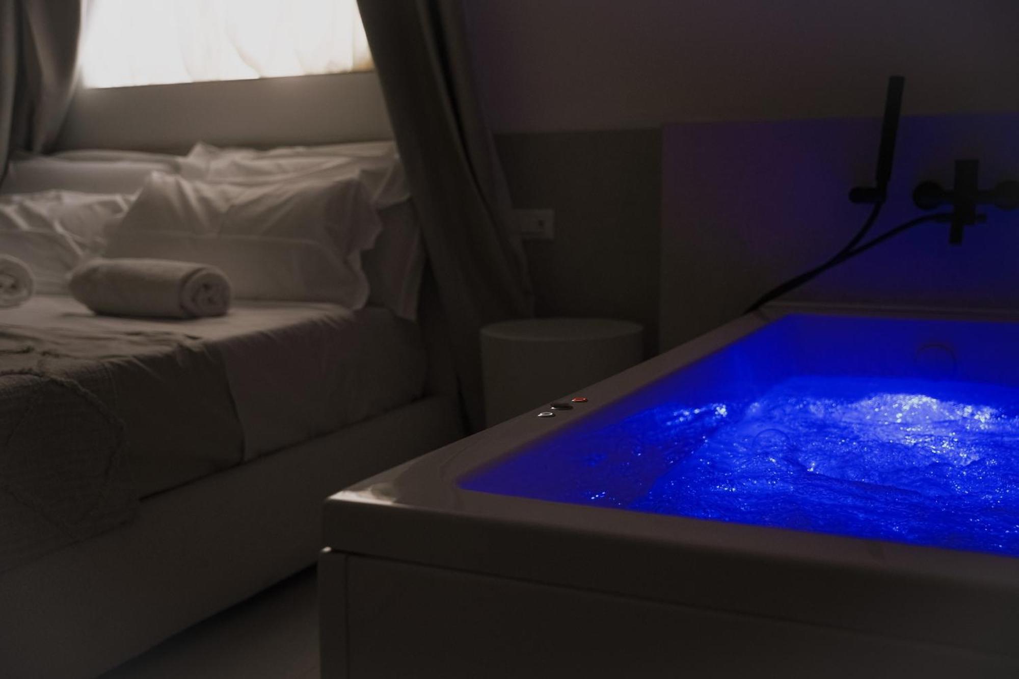 San Michele Luxury Rooms Matera Bagian luar foto