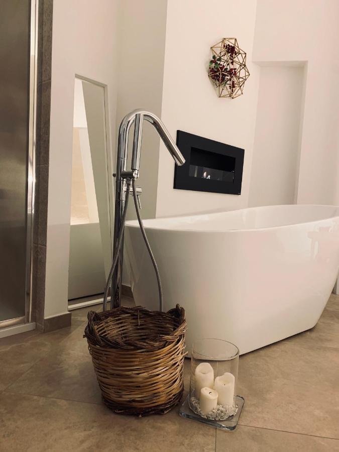 San Michele Luxury Rooms Matera Bagian luar foto
